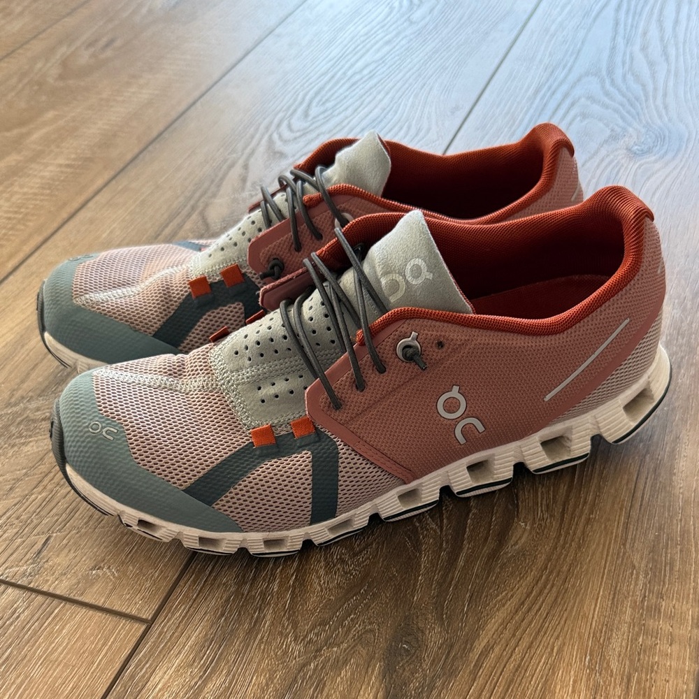 On Running Athletic Shoes in Red and Gray